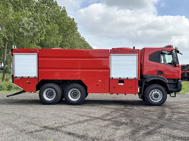 Fire engine Iveco T-Way AT380T47WH Fire Fighter Truck