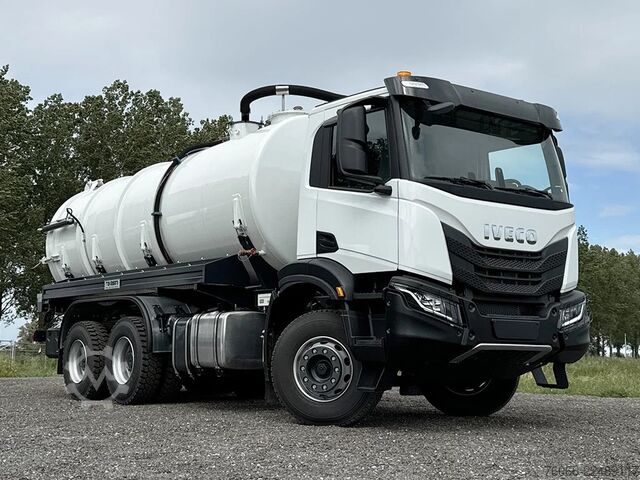 Tanker truck Iveco T-Way AD380T43 AT Sewage Tank Truck