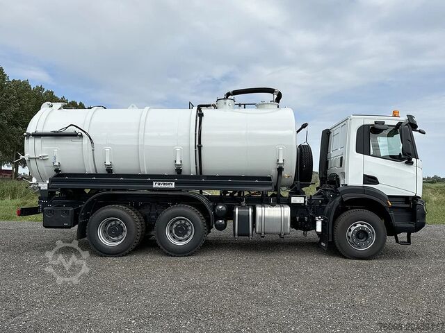 Tanker truck Iveco T-Way AD380T43 AT Sewage Tank Truck