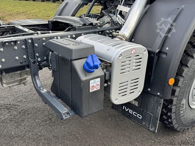 Chassis with cab Iveco EuroCargo 150 E28WS-4150 Chassis Cabin