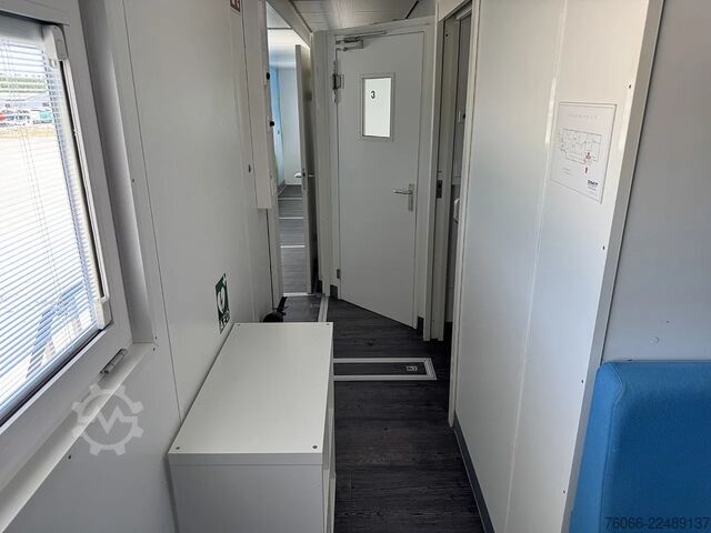Smit STO-1030 Medical Hospital Trailer Smit STO-1030 Medical Hospital Trailer