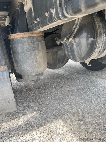 Box truck MAN TGL 12.250 Koffer Ladebordwand BÄR Navi