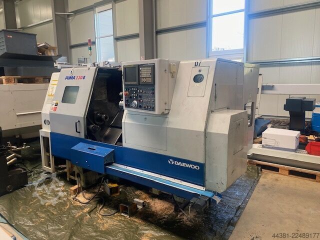 CNC lathe DAEWOO Puma 230 SA