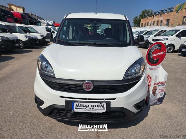 Minibus FIAT DOBLÒ 5 POSTI 1.6MJT 2022 KM 108000