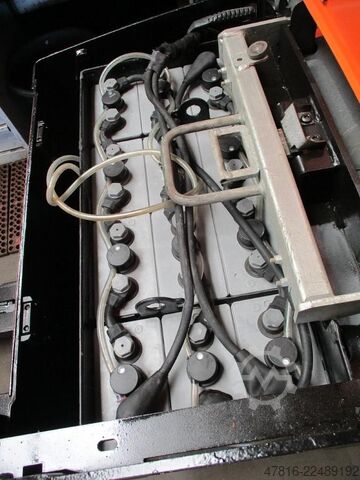 Pallet truck BT LPE200