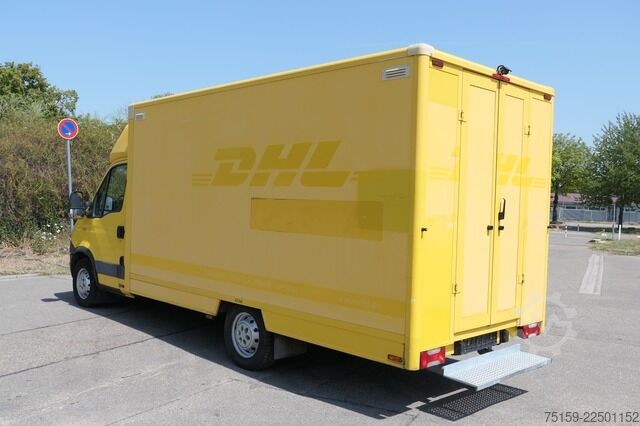 Transporter mit Koffer iveco Daily 35 S11 C30C AUTOMATIK KAMERA Regale LUFT DURCHGANG EURO-5 CoC