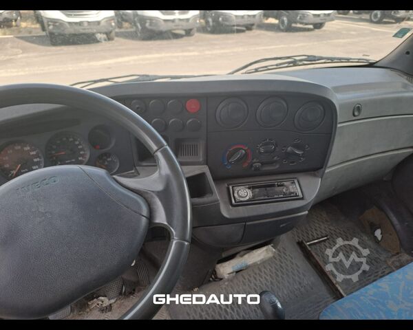 Kleinbus IVECO 35C11 - CENTINA  ALZA E ABBASSA