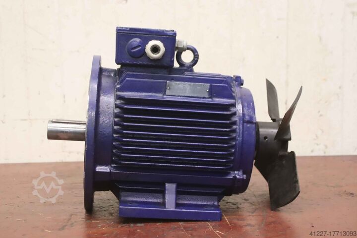Electric motor 7.5 kW 2905 rpm Dutchi DM1 132SX2