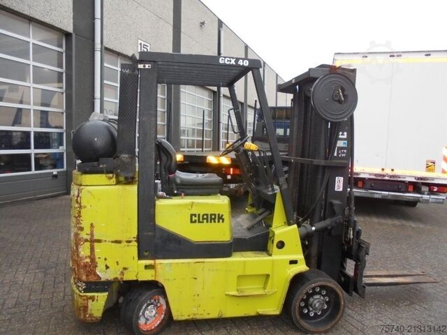 Gabelstapler Clark GCX 40 + LPG