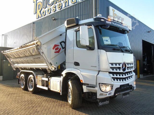 3-Seiten-Kipper Mercedes-Benz Arocs 3348 + TRI TIPPER + 6X4 + EURO 6