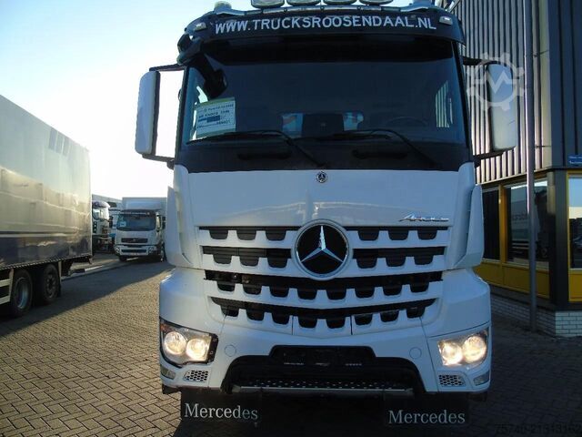 3-Seiten-Kipper Mercedes-Benz Arocs 3348 + TRI TIPPER + 6X4 + EURO 6