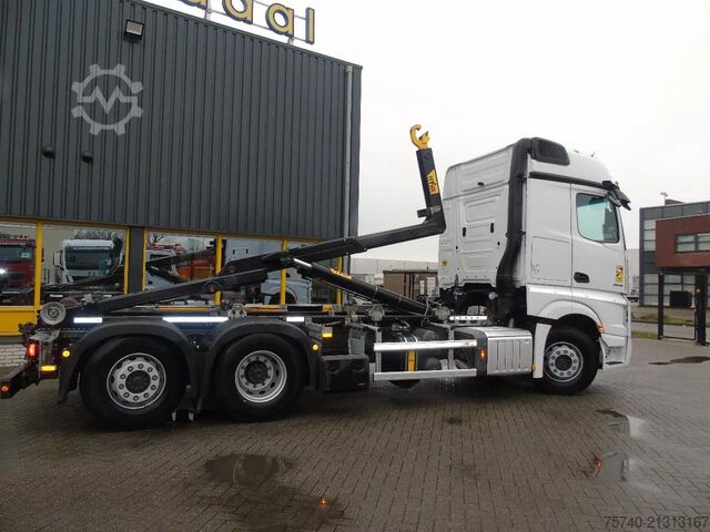 Hakenarmsystem Mercedes-Benz Actros