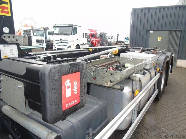 Hakenarmsystem Mercedes-Benz Actros