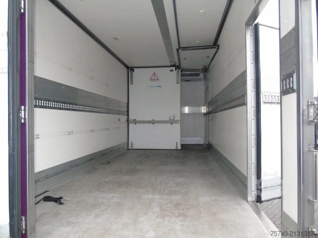 Refrigerated/freezer transport Mercedes-Benz Antos 1924 + EURO 6 + LIFT + KONVEKTA ELECTRIC ...