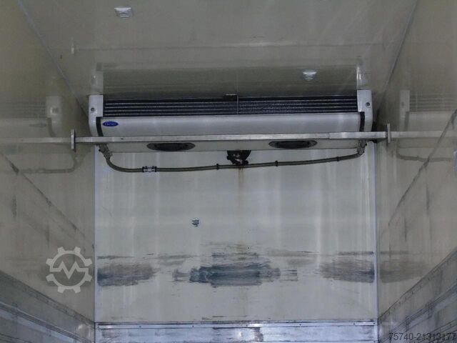 Refrigerated/freezer transport Mercedes-Benz Antos 1924 + EURO 6 + CARRIER 950 MT