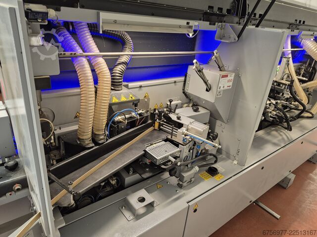Edge banding machine. Format4 tempora F800 60.08 e-motion