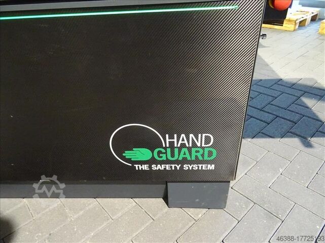 Formatkreissäge ALTENDORF HAND GUARD Edition TwinFlex mit 12“-Touchscreen -Ausstellungsmaschine- ALTENDORF HAND GUARD