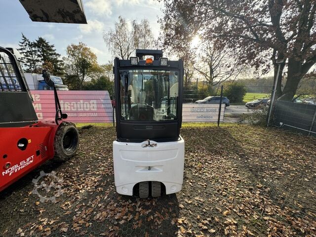 Elektro 3 Rad-Stapler Jungheinrich EFG218