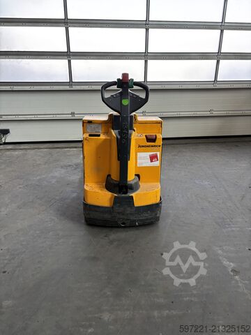 Electric Pallet Trucks Jungheinrich EJE 225