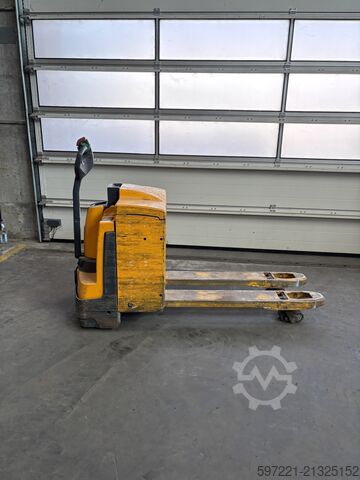 Electric Pallet Trucks Jungheinrich EJE 225