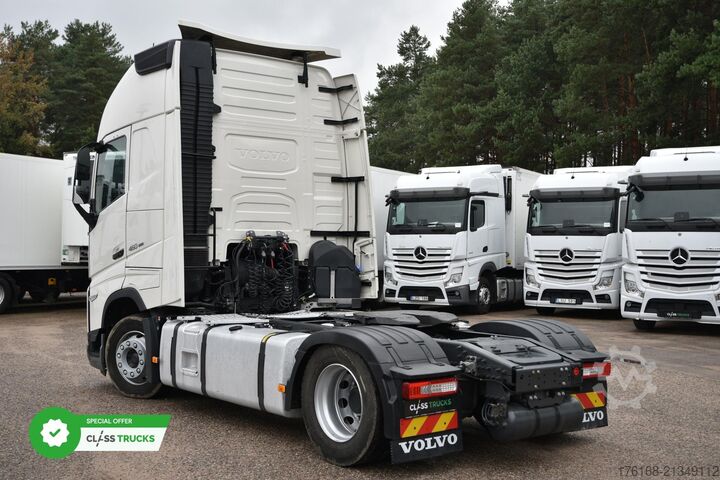 Standard tractor unit VOLVO FH 460 Globetrotter XL Varios i-Save