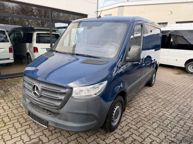 Kastenwagen MERCEDES-BENZ Sprinter 211 CDI Automatik Standheizung L1H1 AHK