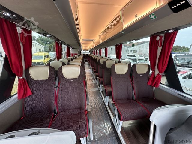 Motor coach MAN Lions Coach R08 63 Sitze 3-Achsen 13.8m