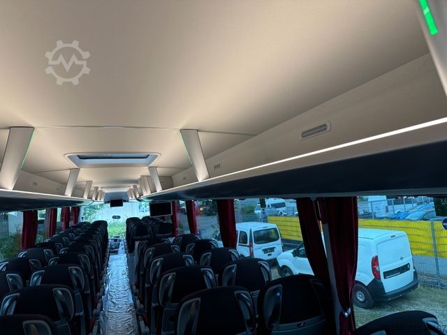 Motor coach MAN Lions Coach R08 63 Sitze 3-Achsen 13.8m
