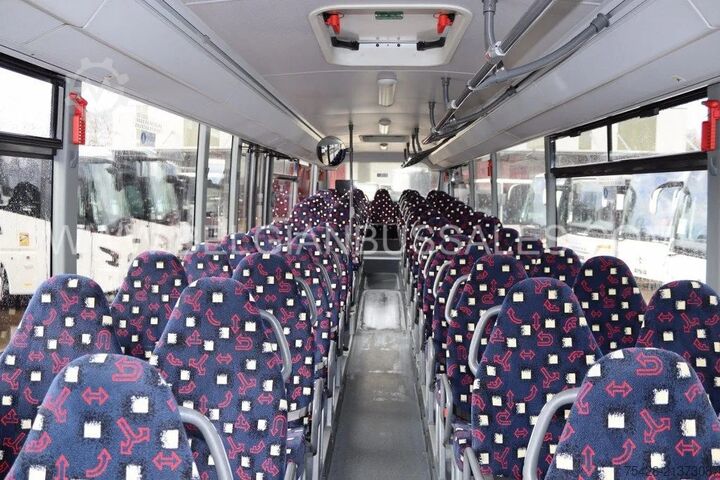 Intercitybus Mercedes-Benz Intouro / 12.2m / Manual / Euro 6