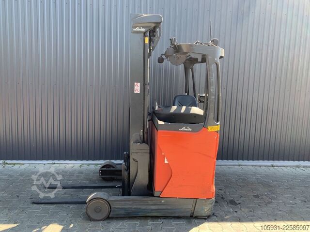 Schubmaststapler Linde R12B