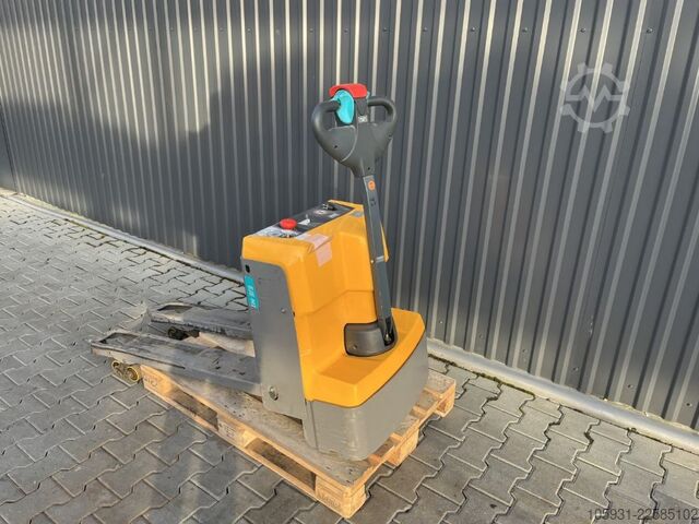 Niederhubwagen Jungheinrich EJEM13