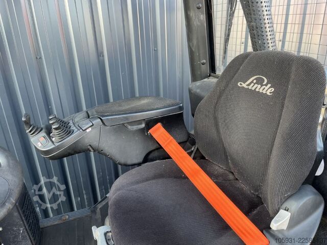 Dieselstapler Linde H25D-02