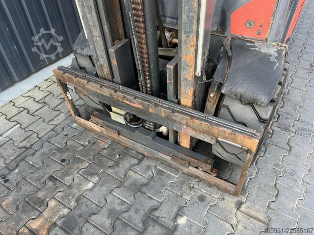 Dieselstapler Linde H35D-02