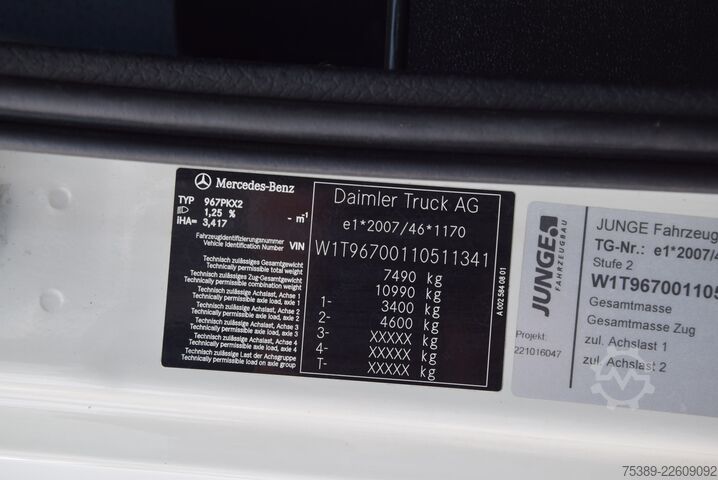 Transporter mit Koffer Mercedes-Benz Atego II  818 Koffer LBW 1500KGAutomatik Tempo