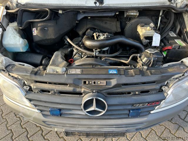 Fire truck MERCEDES-BENZ Sprinter 313 RTW / Trage /