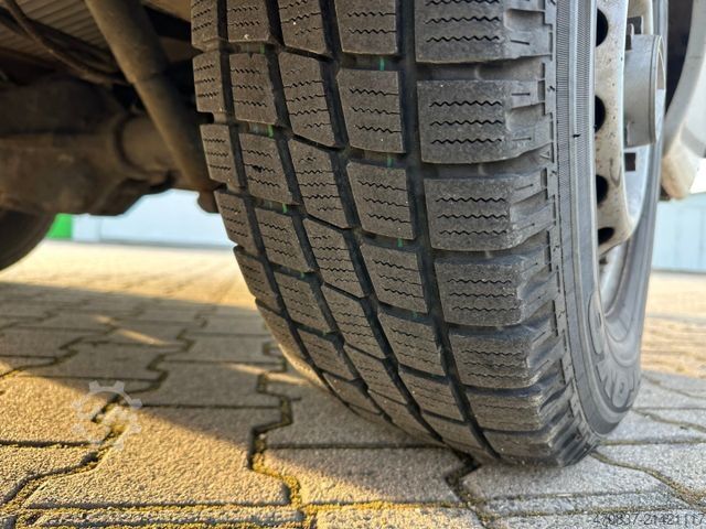 Fire truck MERCEDES-BENZ Sprinter 313 RTW / Trage /