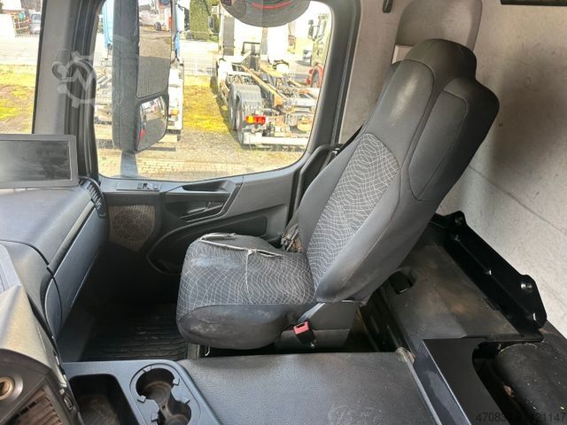 Garbage truck MERCEDES-BENZ Arocs 3240 / 8x2x6 / Faun Rotopresss