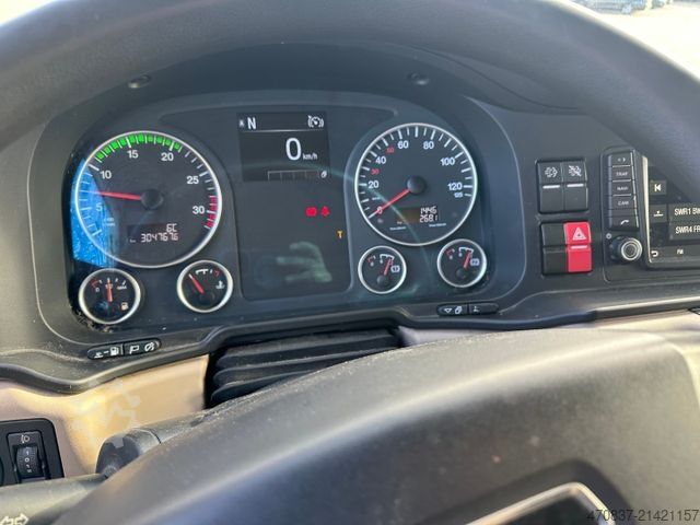 Box van MAN TGL 8.160 / Seitentür / LBW