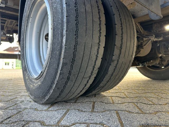 Box van MAN TGL 8.160 / Seitentür / LBW