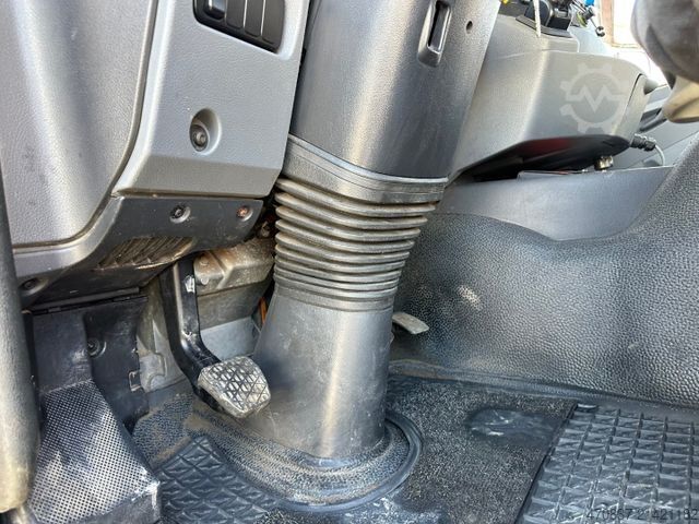 Skip truck MERCEDES-BENZ Axor 1829 AK 4x4 / Winterplatte