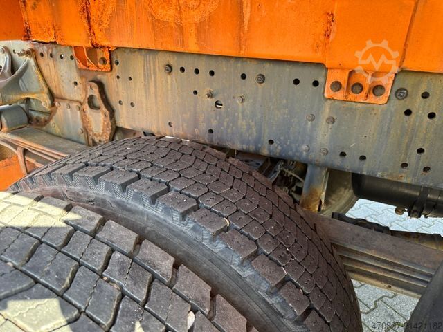 Skip truck MERCEDES-BENZ Axor 1829 AK 4x4 / Winterplatte