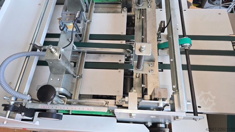 Broschürenfertigungssystem Nagel Foldnak 8 mit Trimmer