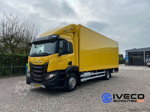 Suitcase Iveco S-Way AD190S33/P | 330 PK | dHollandia |