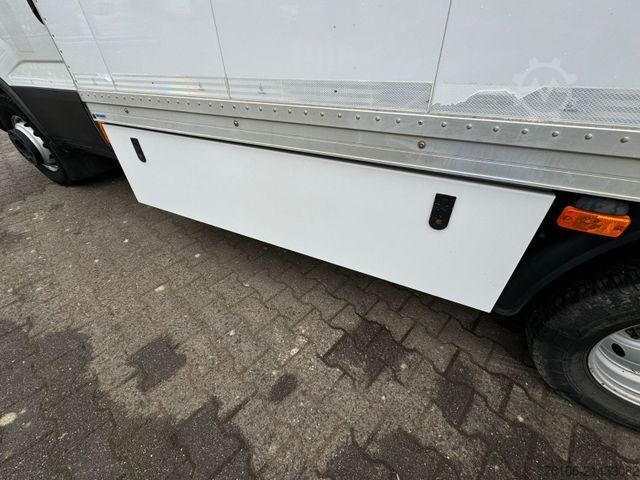 Box van IVECO Daily 70C15 Koffer *Klima*Ahk*