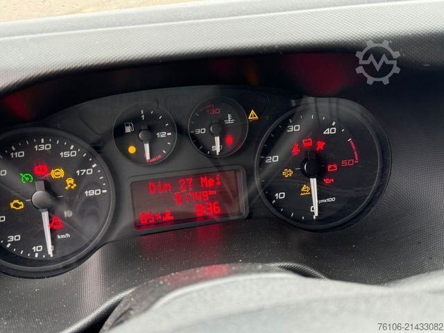 Box van IVECO Daily 70C15 Koffer *Klima*Ahk*