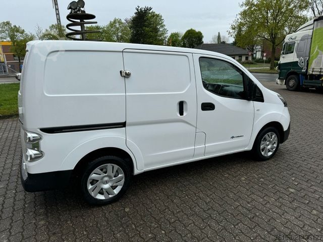 Panel van NISSAN e-NV200 Automatik *Klima-aut.*3 Stück auf Lager*