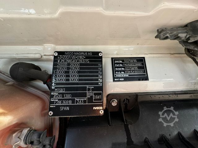 Truck mounted crane IVECO Trakker AD 260 Fassi F135a