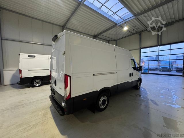 Kastenwagen IVECO Daily 35S16 Kastenwagen *Klima*2 stück auf Lager