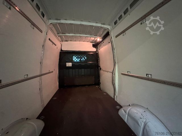 Kastenwagen IVECO Daily 35S16 Kastenwagen *Klima*2 stück auf Lager