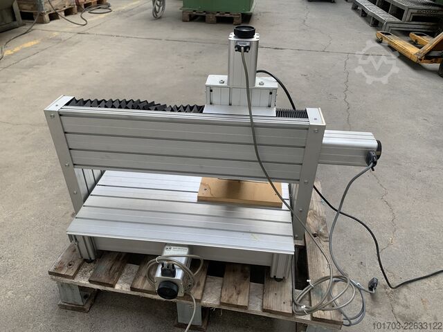 Small Drilling/Milling Machine ISERT ELECTRONIC X 350 / Y 300 / Z 70 mm - 24000 RPM